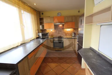 Mieszkania na wynajem, 2-pokojowe, Ružomberok · €530