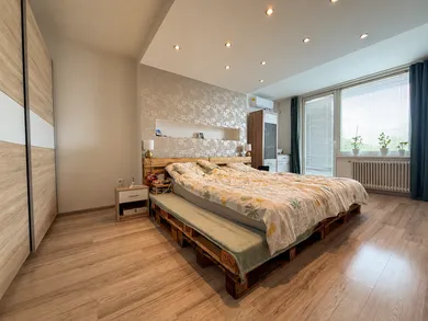 Na predaj 3-izbový byt, 66 m², Tlmače, Dlhá