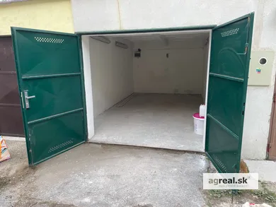 Na predaj objekt v Bratislava-Nové Mesto · €42 000 · Pôvodný stav