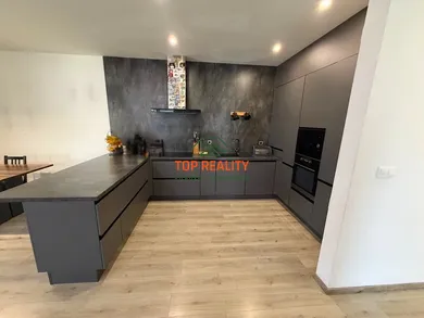 Na predaj 4-izbový dom, 131 m², Galanta, Mládežnícka štvrť