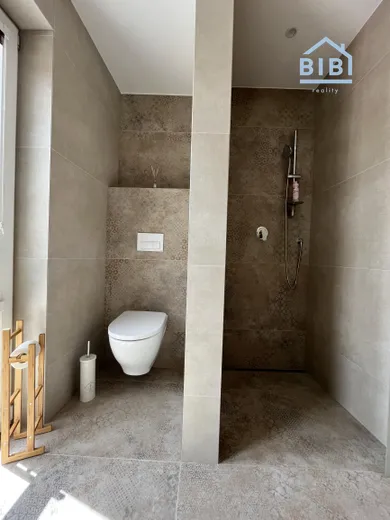 Na prenájom 2-izbový byt, 40 m², Piešťany, Teplická