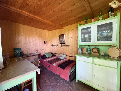 Na predaj pozemok, 72 m², Levice