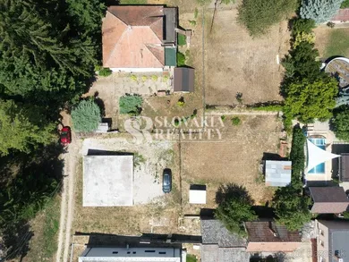 Na predaj pozemok, 93 m², Kolíňany