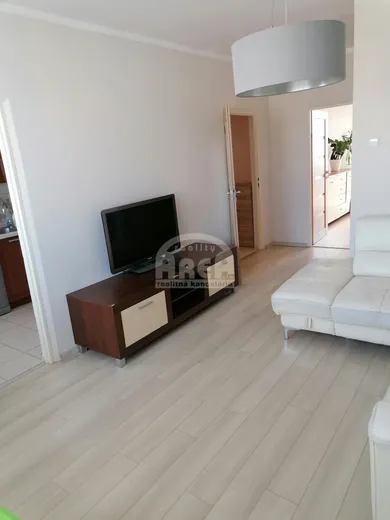 Na prenájom 2-izbový byt, 58 m², Michalovce, -
