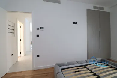 Na predaj 6-izbový dom, 210 m²