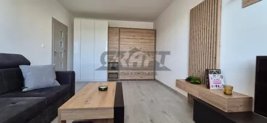 Mieszkania na wynajem, 1-pokojowe, Bratislava-Dúbravka · €590