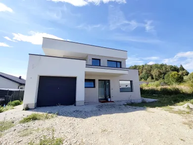 Na predaj dom, 131 m², Bytča