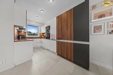 Na predaj 4-izbový byt, 91 m², Stupava, Liesková