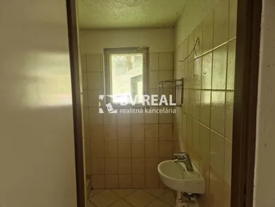 Na predaj 2-izbový dom, 53 m², Temeš, -