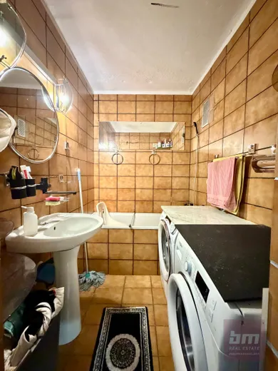 Na predaj 3-izbový byt, 76 m², Bratislava-Lamač, Heyrovského