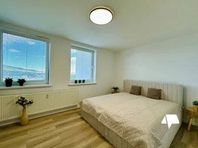 Na prenájom 2-izbový byt, 64 m², Nitra, Čajkovského