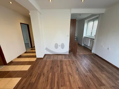 Na predaj 3-izbový byt, 52 m², Prievidza, Š.Králika