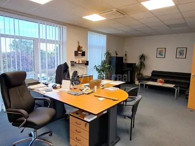 Na prenájom komerčné, 275 m², Bratislava-Podunajské Biskupice