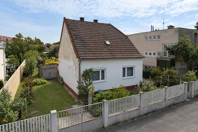 Na predaj dom, 110 m², Bratislava-Petržalka, Levočská