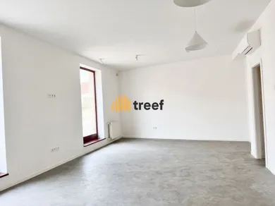 Obiekty na wynajem, Trnava · €720