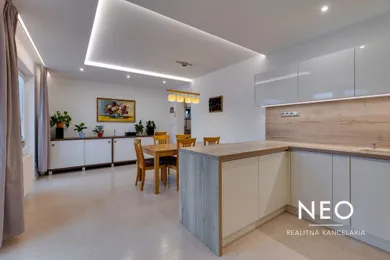 Na predaj dom, 330 m², Trnava, Olympijská ulica