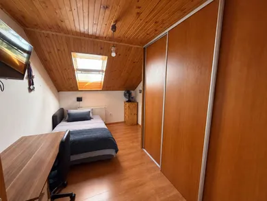 Na predaj 10-izbový dom, 300 m², Krušovce