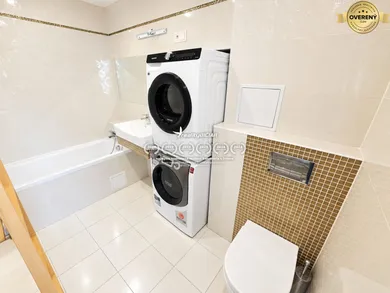 Na predaj 3-izbový byt, 57 m², Trnava, Študentská