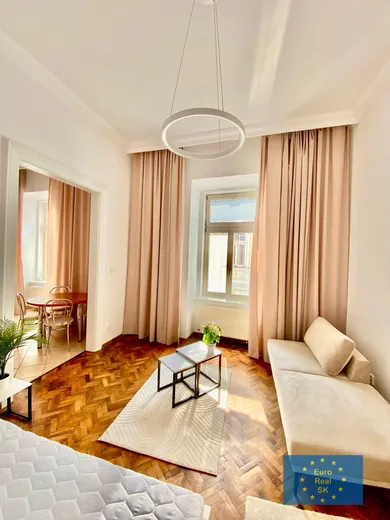 Kiadó lakások, 1-szobás, Košice-Staré Mesto · €650