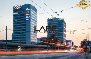 Lokale komercyjne na wynajem, Bratislava-Staré Mesto · €17