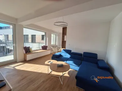 Na prenájom 2-izbový byt, 57 m², Trnava, Ulica Andreja Žarnova