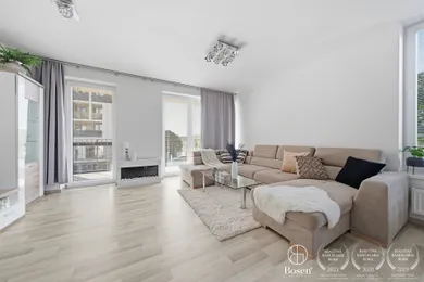 Na predaj 4-izbový byt, 94 m², Bratislava-Petržalka, Béžová
