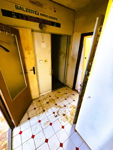 Na prenájom 1-izbový byt, 37 m², Bratislava-Petržalka, Hálova 1109/14