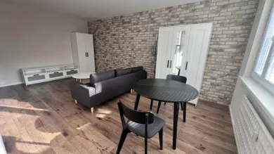 Na prenájom 1-izbový byt, 39 m², Kanianka, Školská
