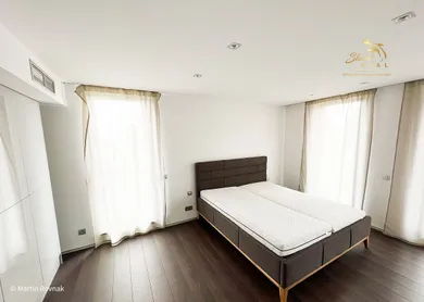 Na prenájom 4-izbový byt, 172 m², Bratislava-Nové Mesto, Bárdošova
