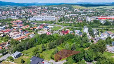 Działki na sprzedaż, Zvolen · €142 800