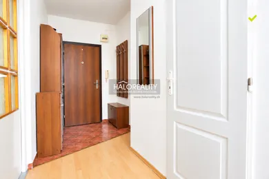 Na prenájom 1-izbový byt, 37 m², Považská Bystrica