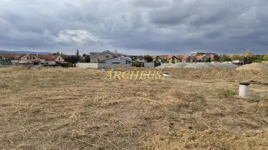 Na predaj pozemok, 669 m², Košice-Západ