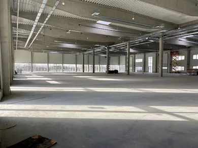 Na prenájom komerčné, 72 m², Bratislava-Devínska Nová Ves