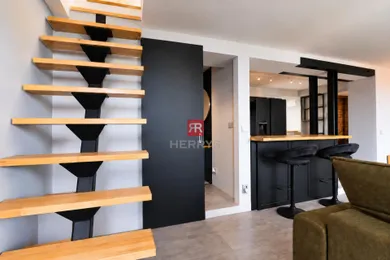 Na prenájom 3-izbový byt, 69 m², Bratislava-Nové Mesto, Riazanská