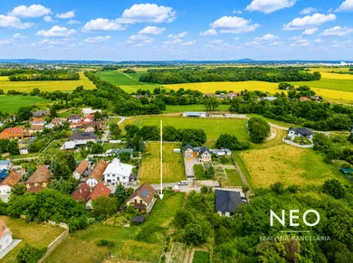 Na predaj pozemok, 800 m², Majcichov