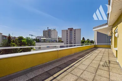 Mieszkania na sprzedaż, 5-pokojowe, Bratislava-Staré Mesto · €614 000