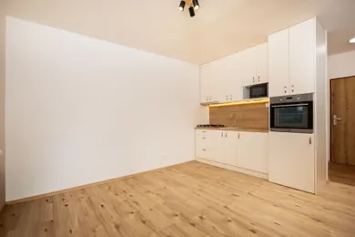 Apartments for rent, 1-room in Nitra · €435