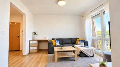Na predaj 2-izbový byt, 57 m², Senec, A. Hlinku
