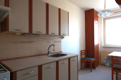 Mieszkania na sprzedaż, 3-pokojowe, Košice-Sídlisko KVP · €185 000