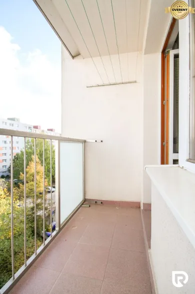 Na predaj 3-izbový byt, 67 m², Trenčín, Halalovka