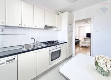 Mieszkania na wynajem, 4-pokojowe, Dunajská Streda · €670