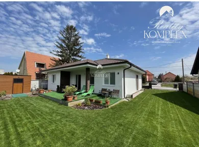 Na predaj 4-izbový dom, 120 m², Veľký Meder