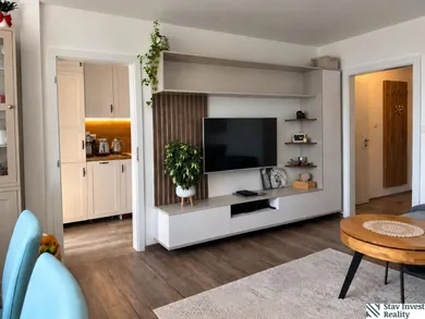 Na predaj 3-izbový byt, 70 m², Bratislava-Nové Mesto