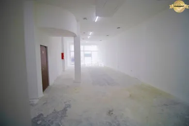 Lokale komercyjne na wynajem, Žilina · €1700