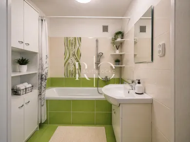 Na predaj 3-izbový byt, 61 m², Tlmače, -