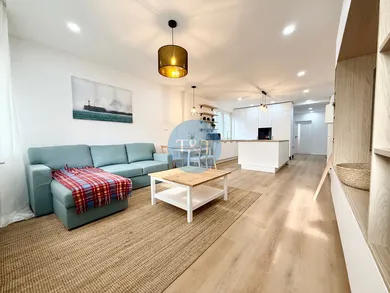 Квартиры в аренду, 4-комнатные, Bratislava-Staré Mesto · €1 600