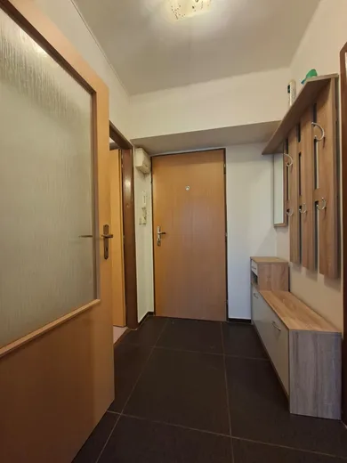 Na prenájom 1-izbový byt, Piešťany, Krajinská