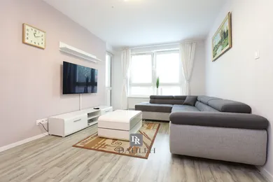 Mieszkania na wynajem, 3-pokojowe, Bratislava-Nové Mesto · €1100