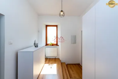 Na predaj 5-izbový dom, 102 m², Medzev