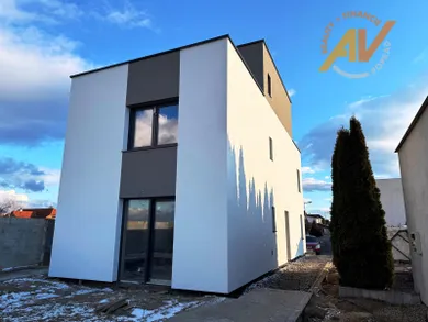 Byty na predaj 3-izbový, Poprad · €250 000